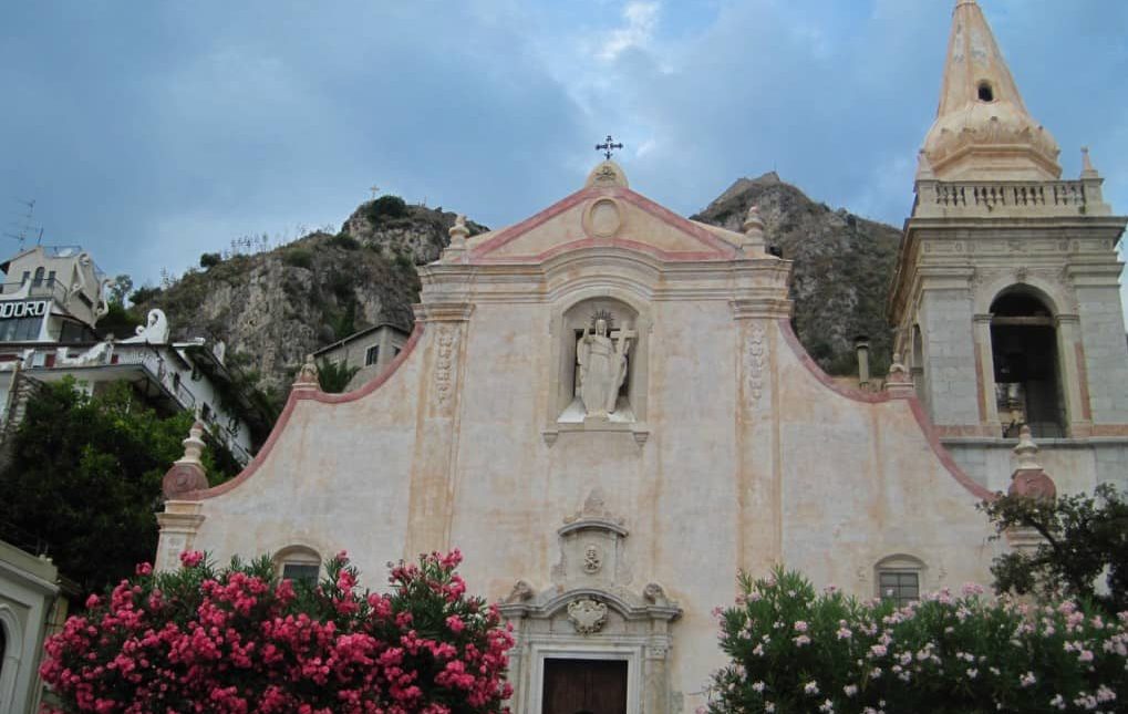 Taormina Travel