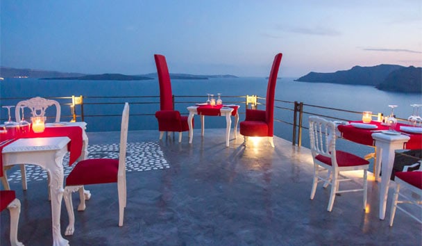 Santorini Restaurants, Oil Lauda
