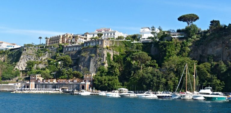 Getting from Naples to Sorrento