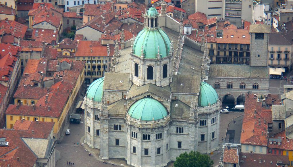 Como Cathedral